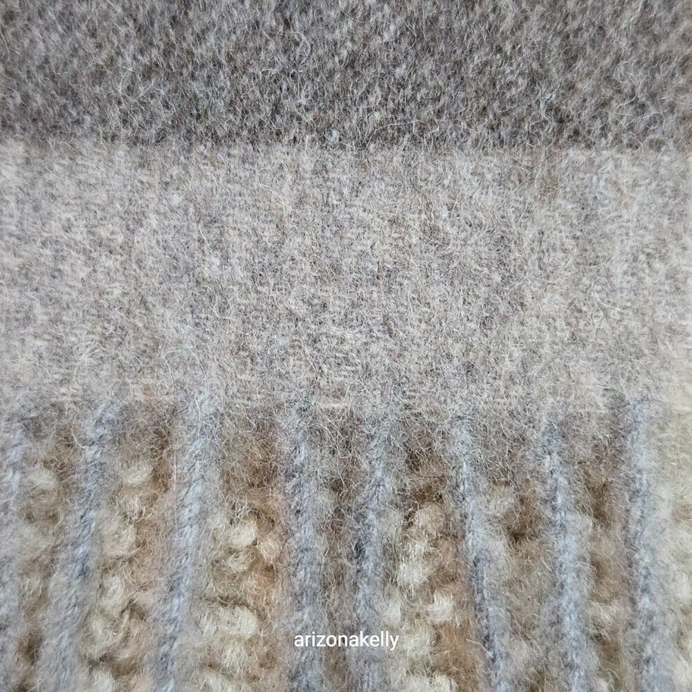 NWOT Wool Scarf Grey Premium Quality - Picture 4 of 11